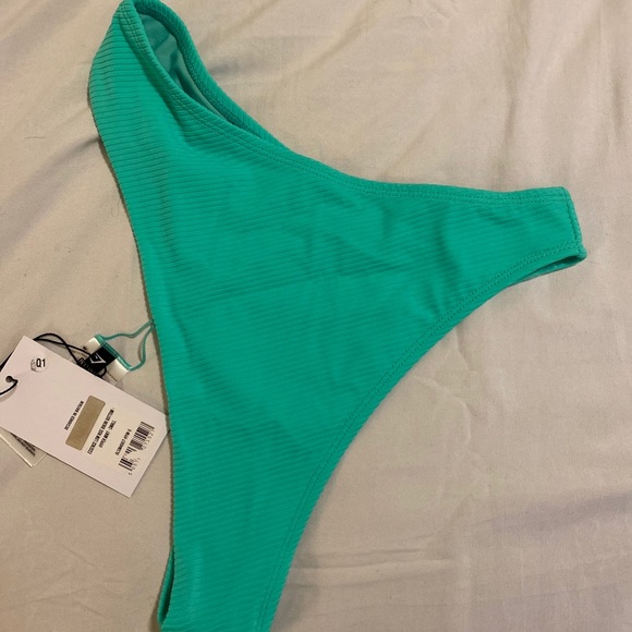 Gymshark Bathing Suit Bottoms - Picture 4 of 5